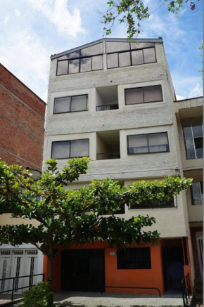 Habita Estudios Laureles